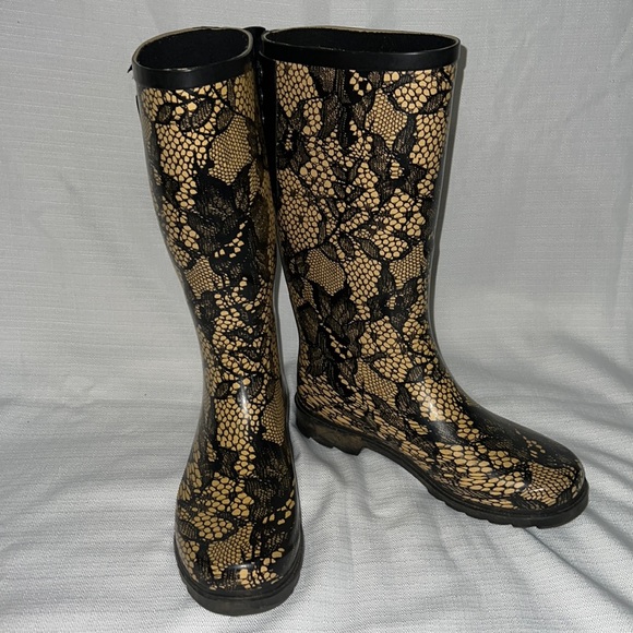 Henry Ferrera Laced Rain Boots - Picture 2 of 4
